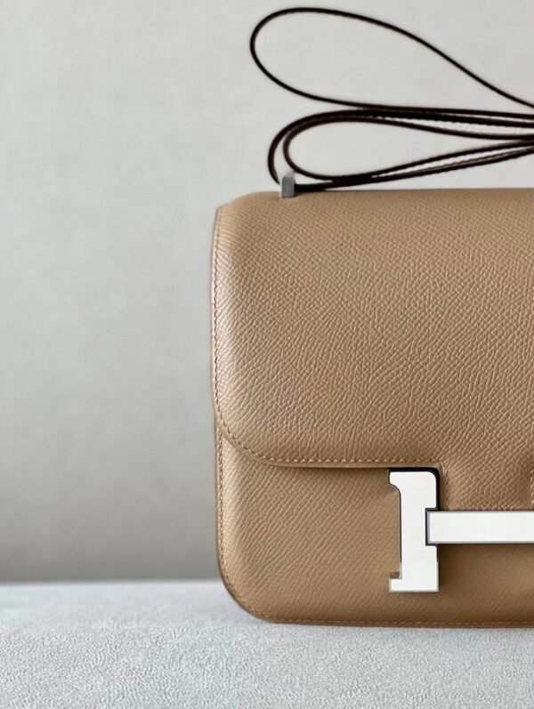 Hermès Constance Epsom Khaki tea color enamel buckle Silver Hardware 18cm Full Handmade