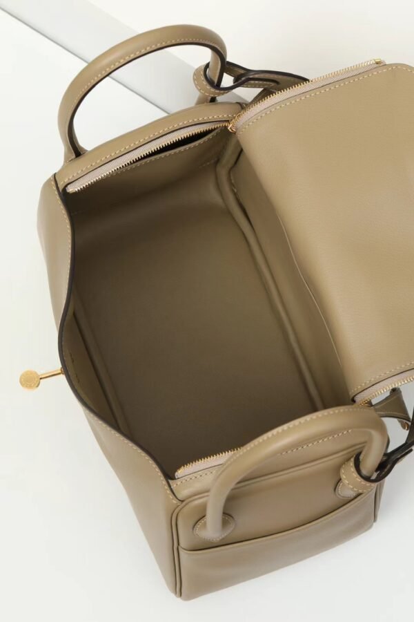 b22bc9c3bb3567a GPC Mode Lindy Swift 8Q Tea Khaki Gold Hardware 26cm Full Handmade