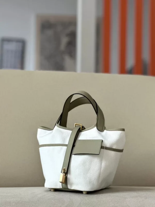 Hermès Picotin Canvas & Swift 8Q Rice White & Olive green Gold Hardware 18cm Full Handmade