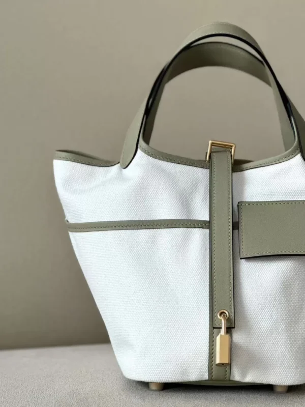 Hermès Picotin Canvas & Swift 8Q Rice White & Olive green Gold Hardware 18cm Full Handmade