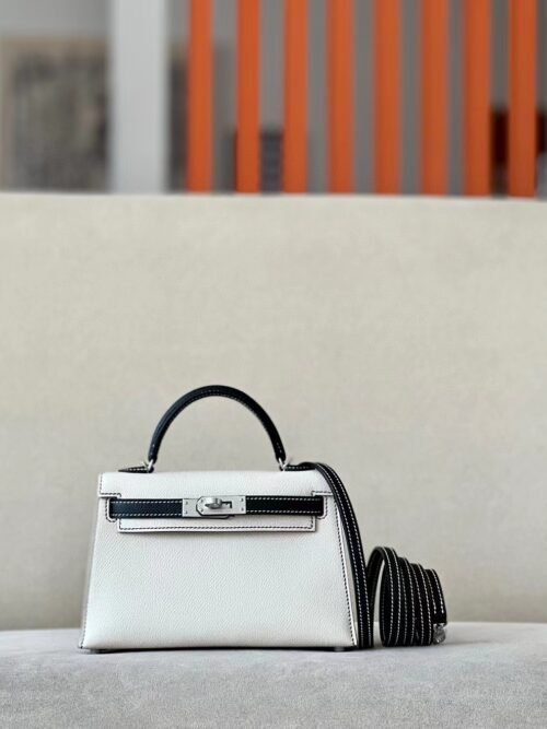 Hermes mini Kelly Epsom CC10 Creamy White & CK89 Black Silver Hardware 19cm Full Handmade