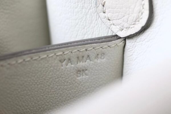 Hermès Roulis Evercolor CC10 Creamy White Silver Hardware 19cm Full Handmade