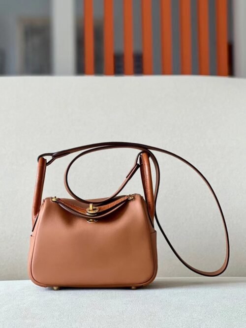 cb640ecabca0868 Hermès mini Lindy Swift & Crocodile CK37 Golden Brown Gold Hardware 19cm Full Handmade