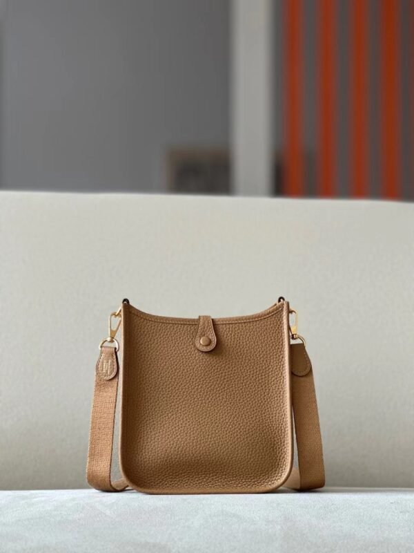 Hermès mini Evelyne TC OM Tea Khaki Gold Hardware 17cm Full Handmade