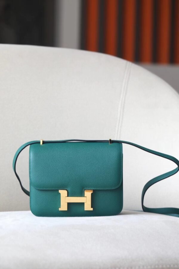 Hermès Constance Epsom Z6 Malachite green Gold Hardware 18cm Full Handmade