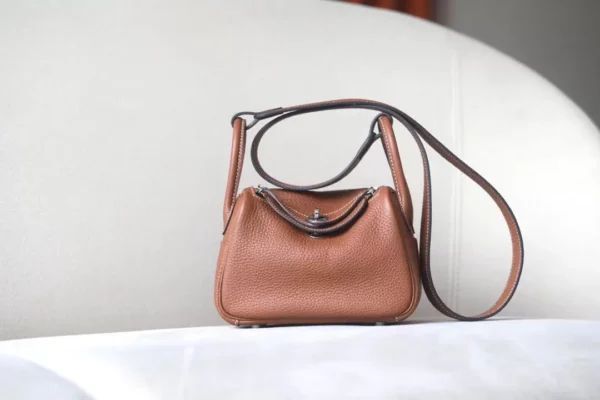 Hermès Lindy clemence TC Leather CK37 Golden Brown Silver Hardware 20cm Full Handmade
