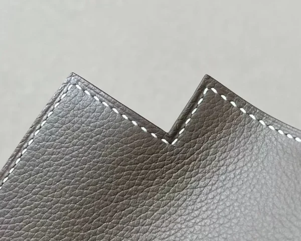 Hermès Kelly Dance Evercolor CK18 Etoupe Grey Silver Hardware 22cm Full Handmade