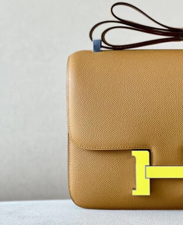 d7849fa55462711 Hermes Constance epsom 2S Sesame yellow Lemon yellow Enamel buckle 23cm Full Handmade