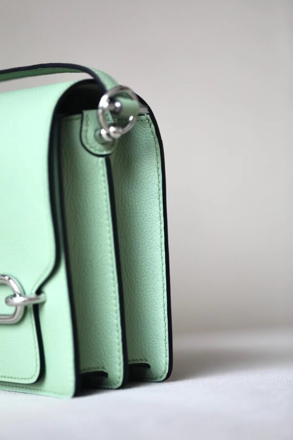 d9fb1200c5c8665 Hermès Roulis evercolor 31 Avocado green Silver Hardware 19cm Full Handmade