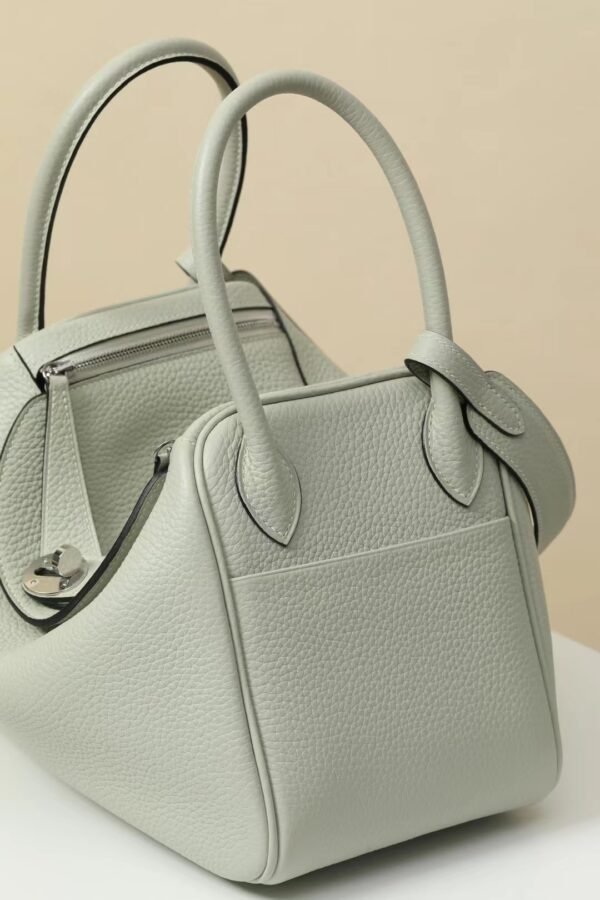 GPC Mode Lindy clemence OW Crystal grey Silver Hardware 26cm Full Handmade