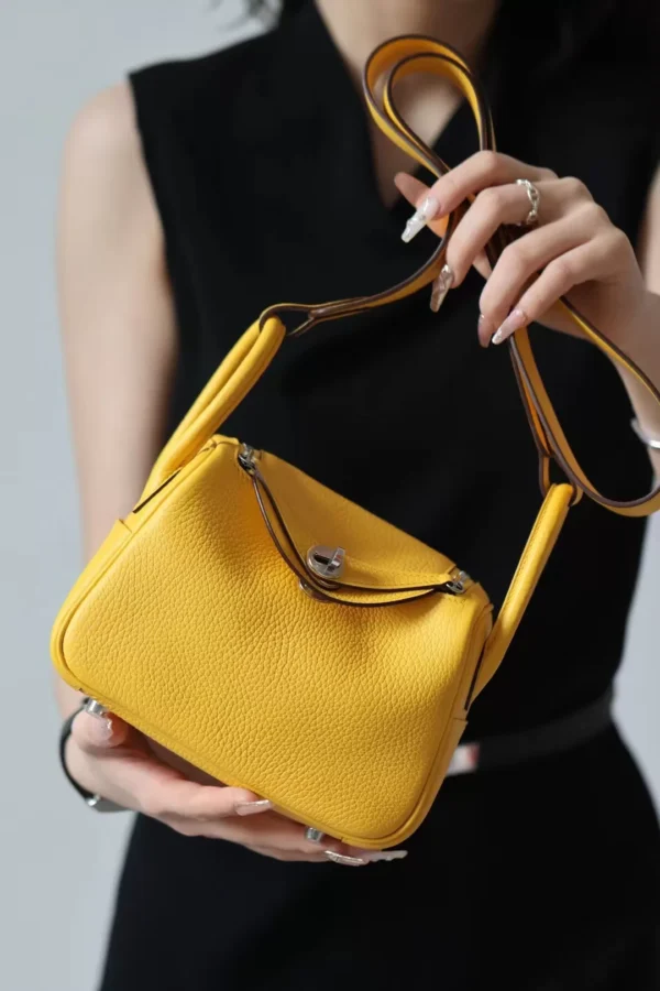 e14cc3226523dac-jpg GPC Mode Mini Lindy TC Leather B4 Bright Yellow Silver Hardware 19cm Full Handmade