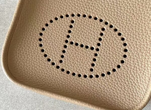 Hermes Evelyne TC Leather OM khaki Gold Hardware 17cm Full Handmade