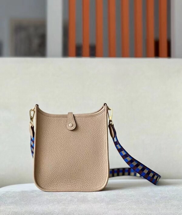 Hermes Evelyne TC Leather OM khaki Gold Hardware 17cm Full Handmade