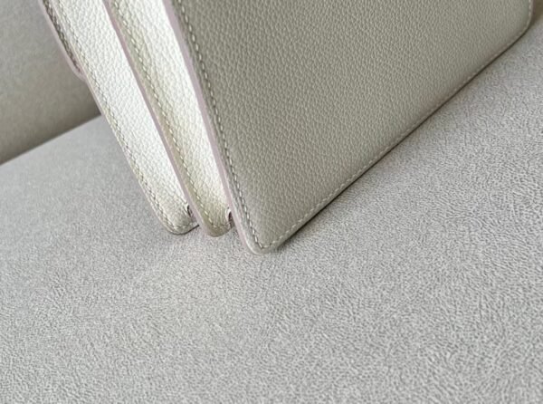 Hermès Roulis evercolor CC10 Creamy White Gold Hardware 19cm Full Handmade