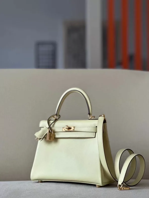 Hermès Kelly Swift 1Z Light Yellow Gold Hardware 25cm Full Handmade