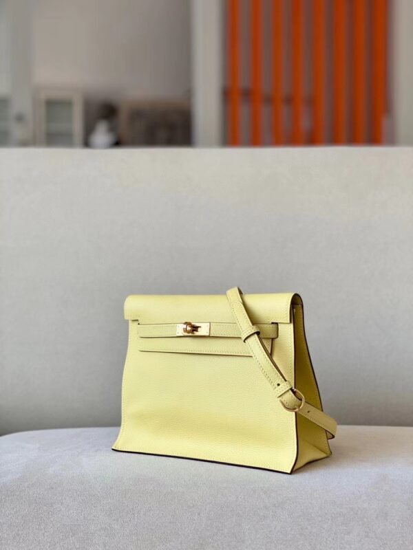 Hermes Kelly dance evercolor 1Z Light Yellow Gold Hardware 22cm Full Handmade