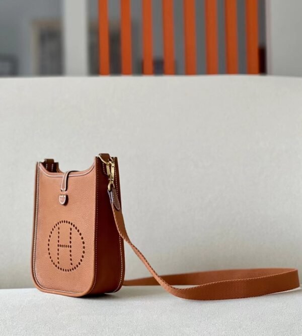 Hermes Mini Evelyne Barenia CK37 Golden Brown Gold Hardware 17cm Full Handmade